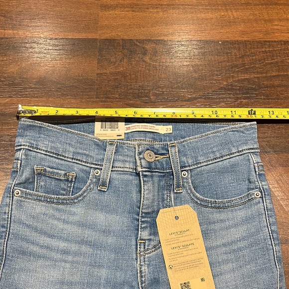 Levi’s 311 shaping skinny capri brand new - Picture 5 of 8